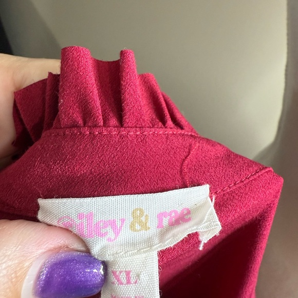 Riley & Rae Fuchsia Ruffle Blouse - Picture 8 of 8